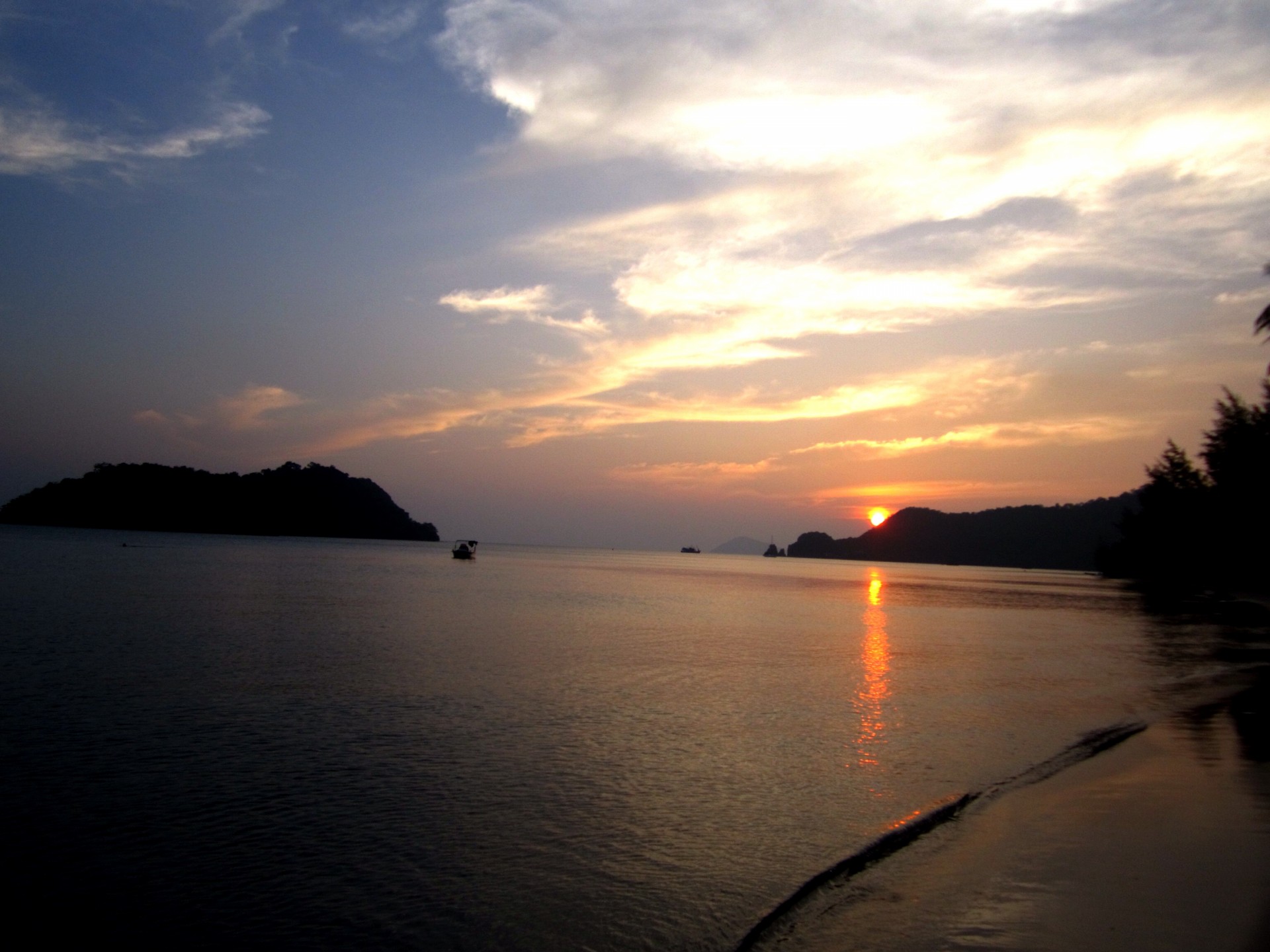 Koh Mak: December 2013